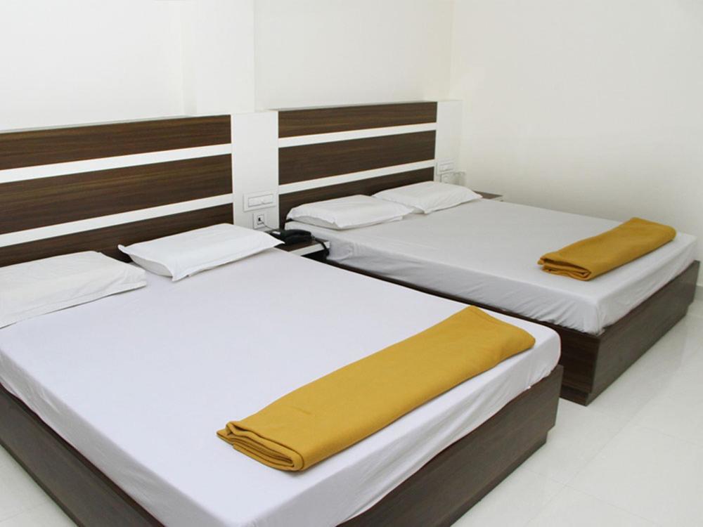 Mp Residency Hotel Kumbakonam Kültér fotó