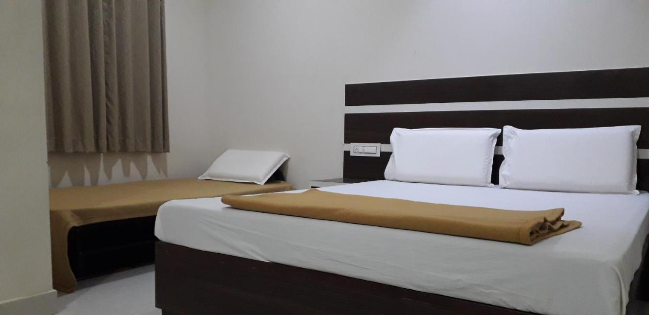 Mp Residency Hotel Kumbakonam Kültér fotó